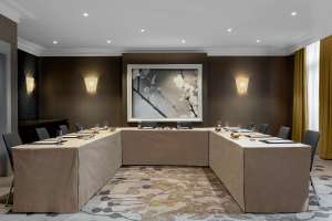 The Ritz-Carlton Hôtel de la Paix, Genève,
The Ritz-Carlton Geneva,