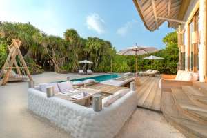 SJR_2023-03_V61_1BR_exter table_IMG_2376_by Sandro Bruecklmeier Kopie