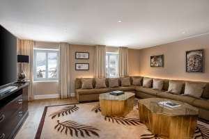 zrhwf_presidental suite_tv room_IMG_1262 Kopie