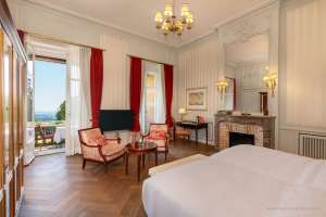 Falkenstein Grand, Autograph Collection