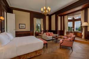Falkenstein Grand, Autograph Collection